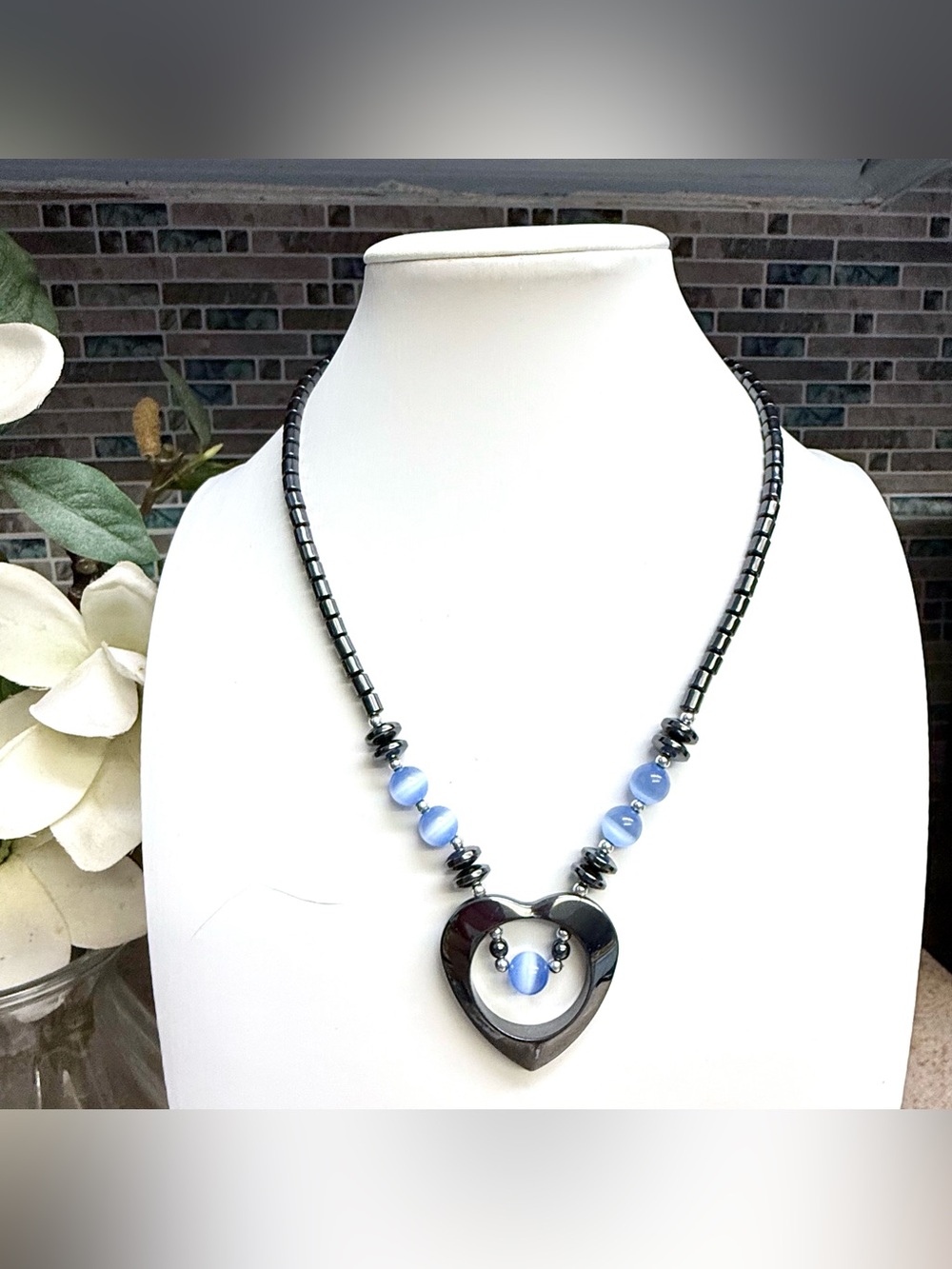 Vintage 1980s Hematite Heart Necklace